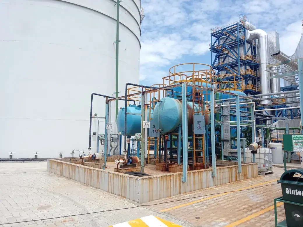 INDUSTRIAL WATER TREAT